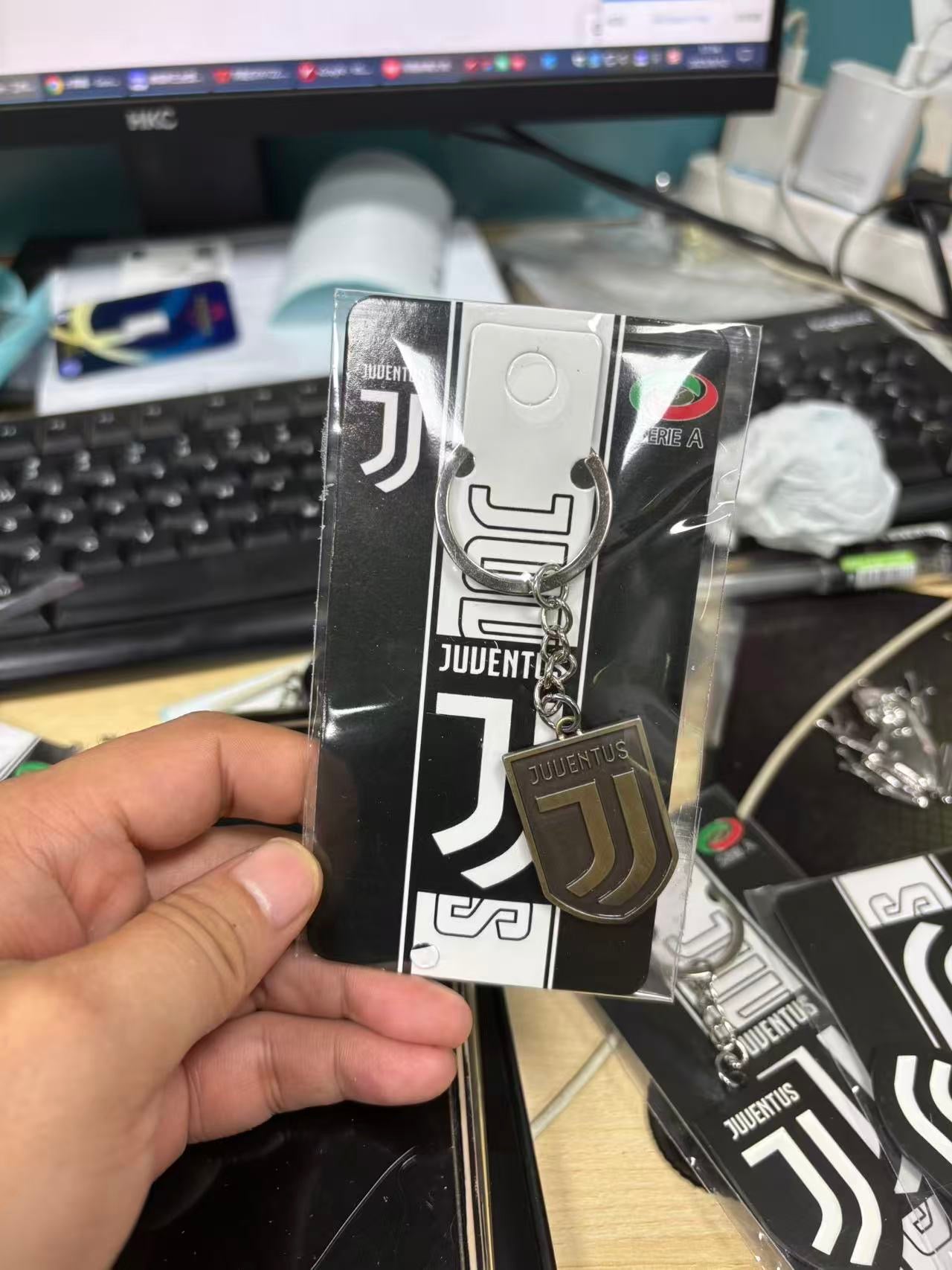 Jeventus Premium Engraved Alloy Keychain (colored / brass)