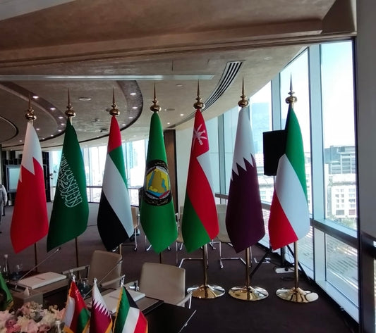 VVIP Conference Pole adjustable 3 meters + Flag D/S Satin 150x100 cm / 5x3.3ft with Stiffener / Canvas inside - Sturdy Look (FULL SET)
